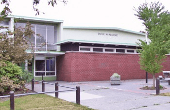 Dr R E McKechnie Elementary