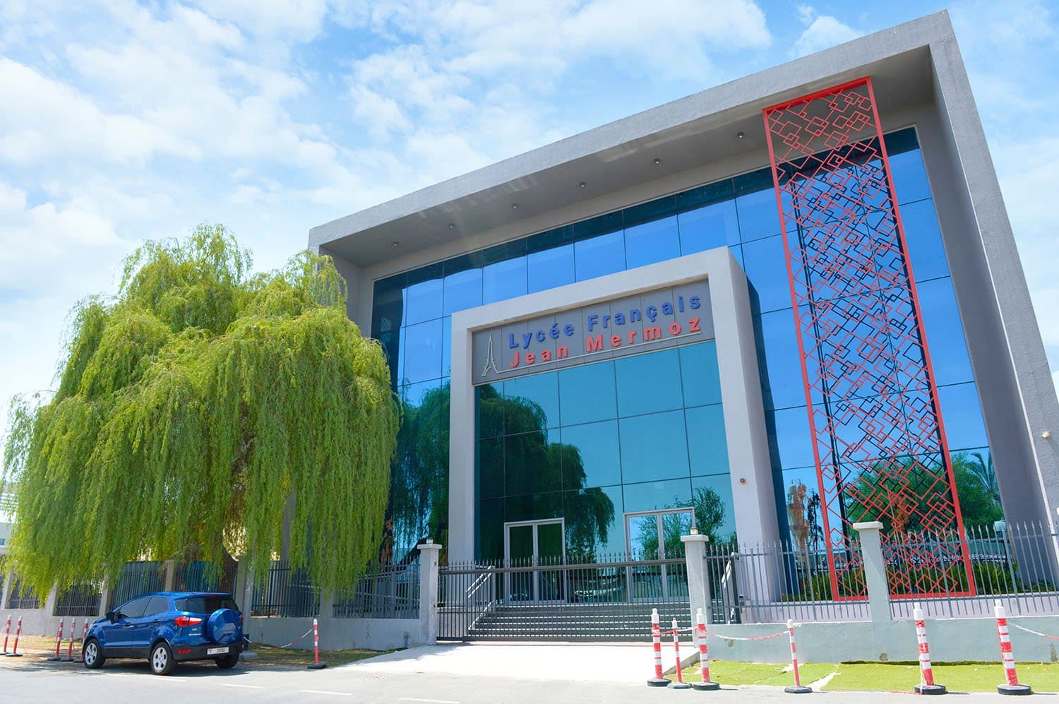 Lycee Francais Jean Mermoz L.L.C